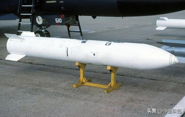 日本核野心再升级！修改无核三原则背后，盯上美军这款"核王炸"！