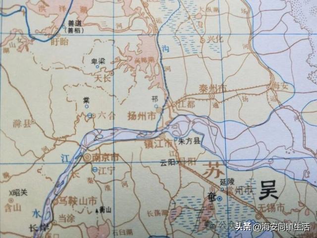 在海安新立发桥上看看老通扬河的水，回味春秋风云！