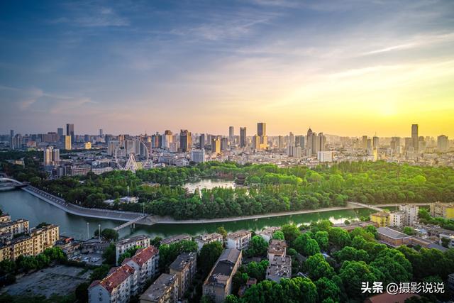 中国醉美地标集-定都阁、丽江古城、七彩丹霞、三潭映月