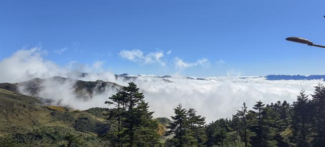 一车一人自驾游（一）：谷克德的雪景美如童话，波洛云海如入仙境