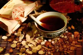 耳边像有蝉在叫！一个方子+两个动作，三周见效！图片