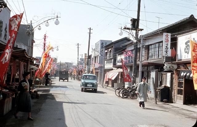 让中国光刻机“变成废铁”，日本对华下狠手，外媒：比美国还绝