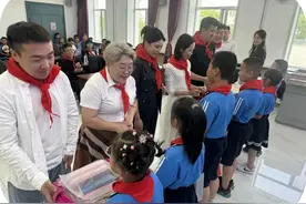 “希望书屋·梦想相连”公益活动筑梦童年图片