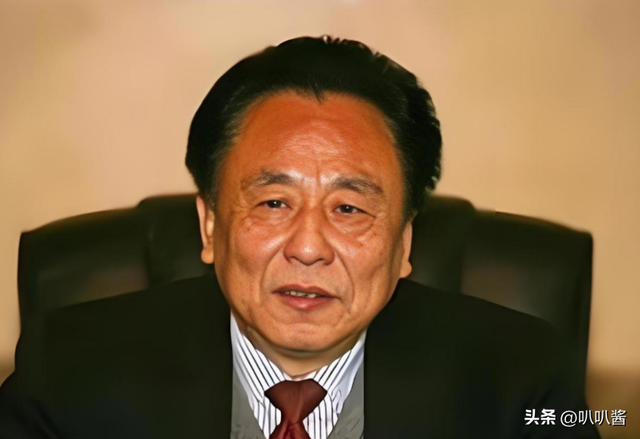 包养10位情妇，睡觉翻牌生下11个私生子，76岁还在拼命生娃！