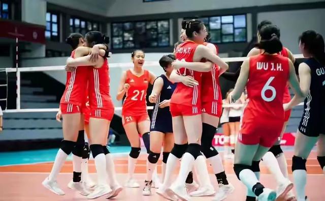 中国女排3-0横扫美国，豪取五连胜晋级16强！CCTV5今晚全程直播