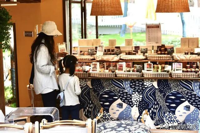 即将爆火！昆明这个网红打卡点建成开放，带TA走上这条离天空更近的栈道！