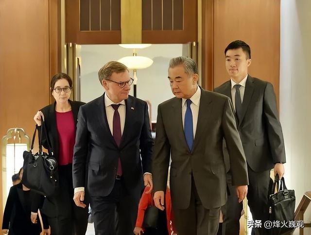 行程结束，德国外长离开北京，临走前提出2个要求，中方态度明确