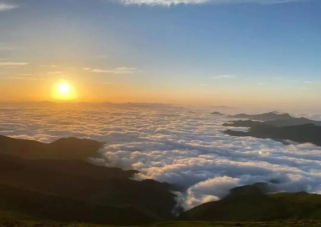 山风拂心处，朝台即修行​--山西五台山大朝台有感！