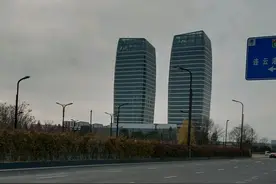 邳州收获炮车如愿再造了一个邳州城，若徐州鲸吞了邳州未来怎样？图片