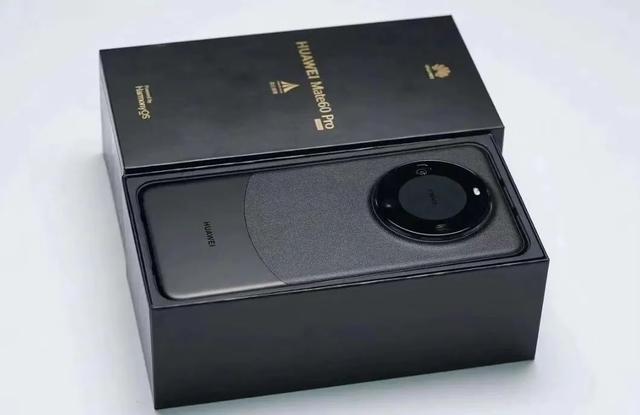 3799元！华为悄悄上架的这手机，让刚买Mate70的都后悔了