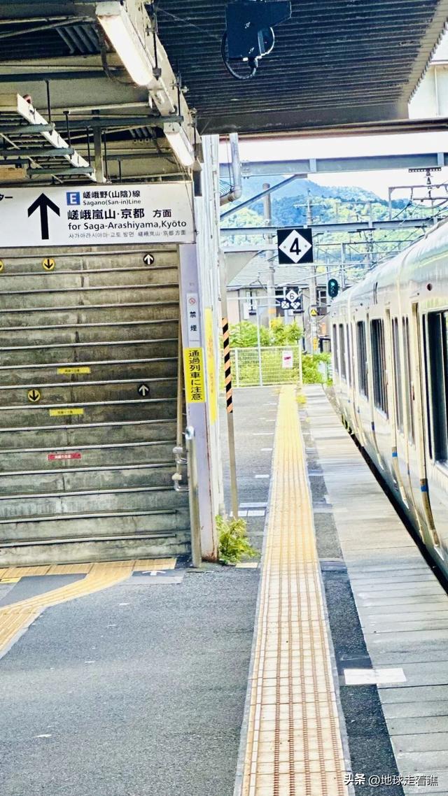 在京都最热的天，我抢到了那节“没顶”的5号车厢