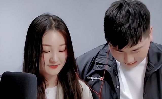 朱小伟也没有想到，离婚四年后，前妻陈亚男还是不愿意放过自己