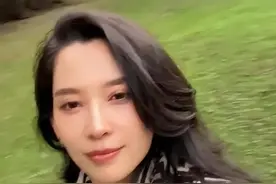 33岁森林北恋情曝光后首发声，戴5k围巾骑马，回应和汪峰新恋情！图片