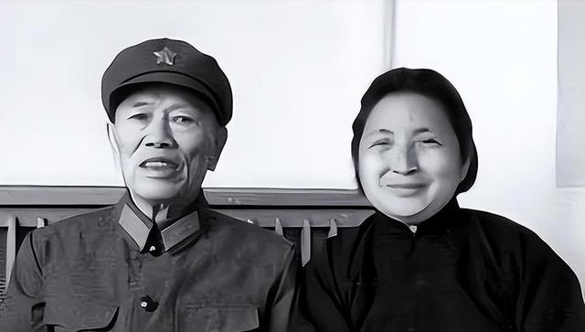 77年邓华复出，叶剑英问他有何要求，邓华：让我老哥重回部队工作