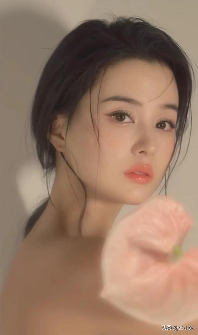 短剧女演员也开始卷身高了，这9位长腿女神又美又飒，演技还了得