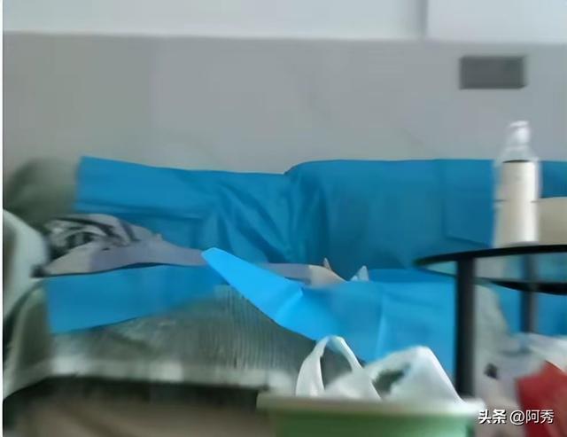 医院回应，卫健委通报。当事人已报警，副院长和女医生难逃处分