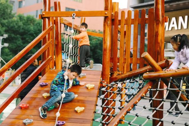 来汉口 逛江汉 | 爆改10年老商场，社区商业2.0来了