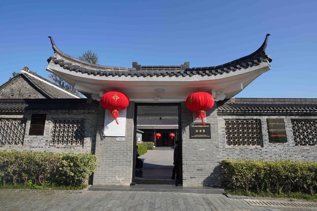 龙岗“抗大八分校”纪念馆