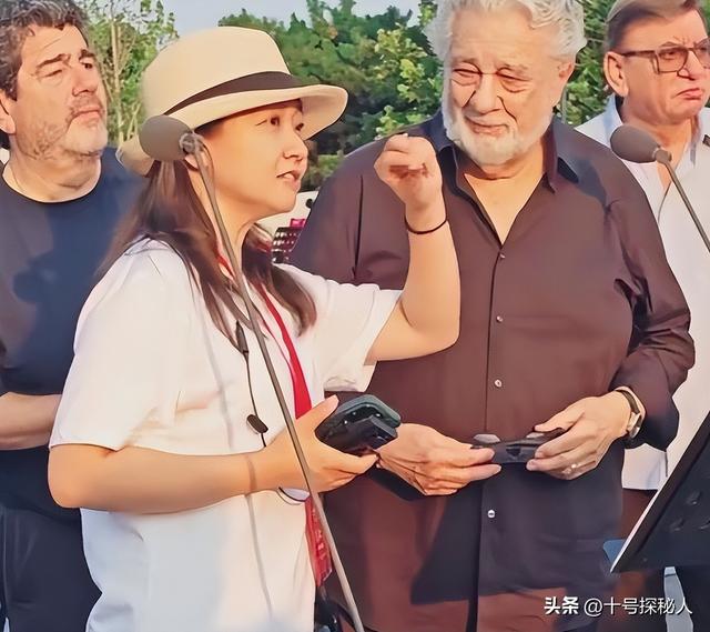 75岁姜昆的遗憾：女儿46岁依旧未婚未孕，继子反倒成了他的骄傲