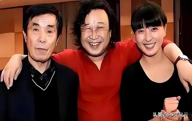 拔出萝卜带出泥！官媒下场后，闫学晶被曝身份造假，宋丹丹说对了