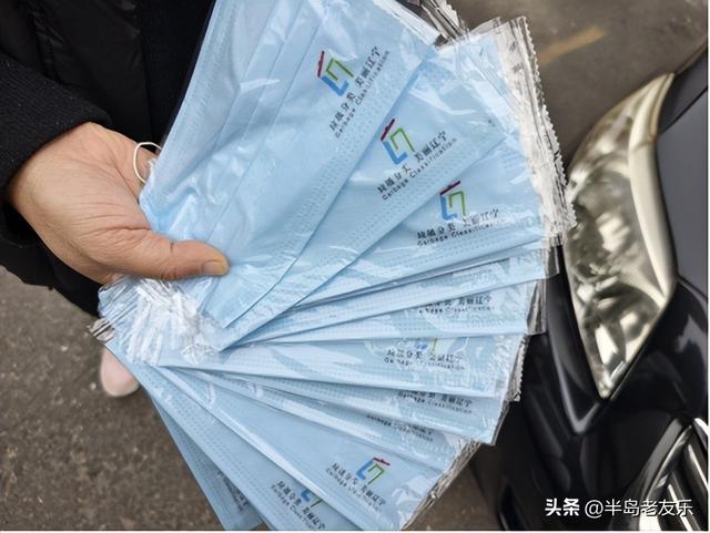 金石滩徒步大会融入垃圾分类“空杯减塑”环保活动