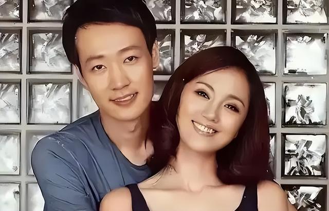 辛柏青丧妻刚满100天，离谱的事就发生了，被撮合娶马伊琍引争议