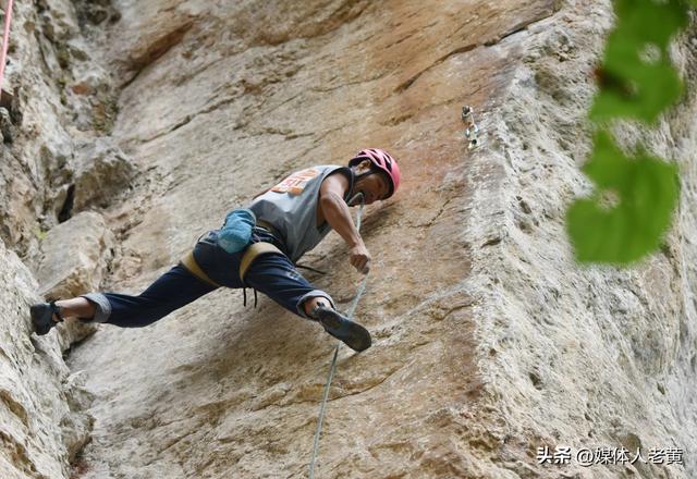 “赛动黔景”2025“岩旅贵州”攀岩周自然岩壁攀岩在六盘水举行