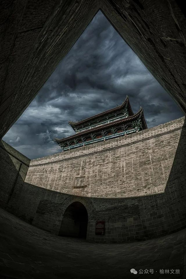约好国庆游榆林 | 双节将至，这份 “好玩到爆” 的二日游攻略来了，闭眼冲~