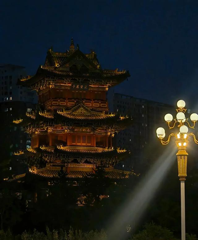 我是浙江人，爸妈退休后从杭州搬到太原住了一年，他们这样评价！