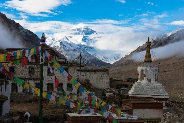 从世界最高峰到最深峡谷，西藏的极限之美