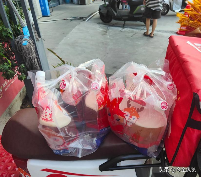 蜜雪回应“卖酒”：不卖奶茶改卖精酿，3亿收购能否再造雪王神话