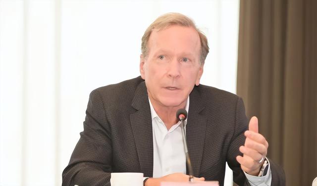 前美国总统之子一语道破：中国其实并没有敌意，是美国一直在撒谎