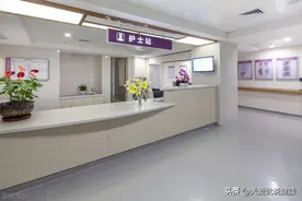 56岁做肺结节手术切除一叶肺，术后住院8天，结算费用后感觉好贵图片