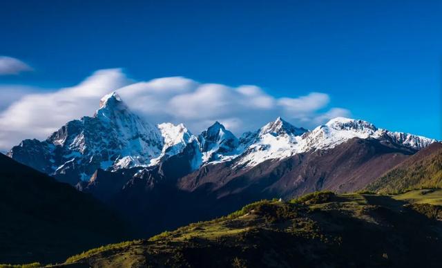 四姑娘山亮相广州，演绎“东方圣山”的四季诗篇
