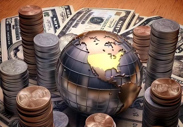 历史竟开了个玩笑：先倒下的不是乌克兰	，而是百年中立的瑞士？