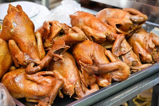 为何一到弥勒就快乐？答案揭晓…