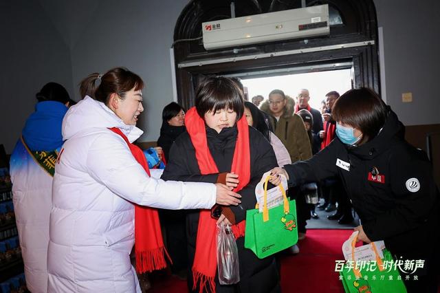 哈尔滨百年索菲亚教堂焕新启幕 冰雪季奏响文旅融合新乐章