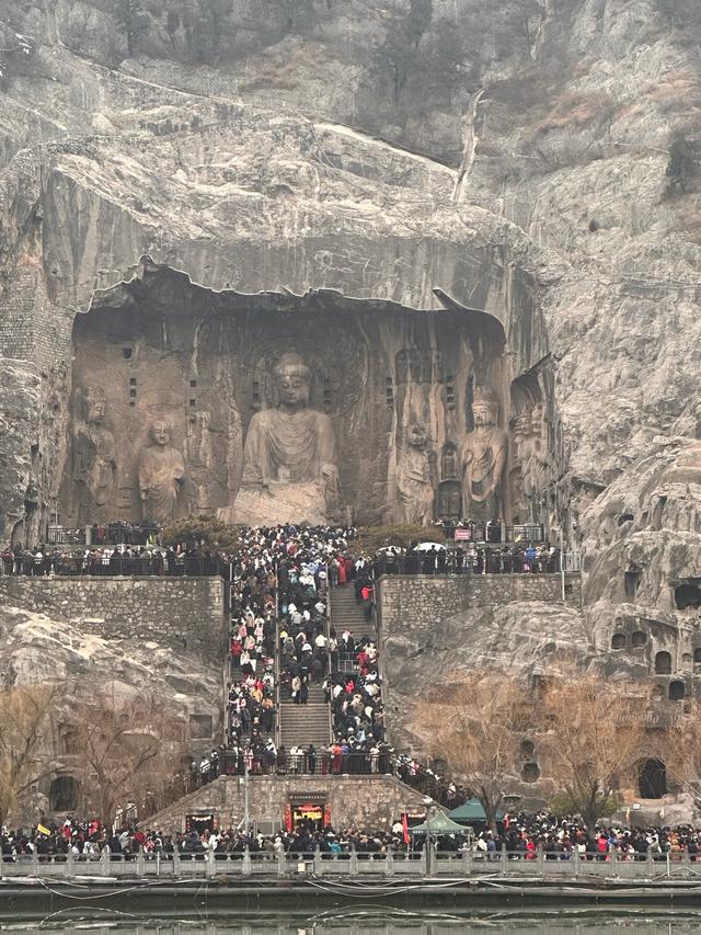 北京没想到，上海也没想到	，这回轮到洛阳低调出圈了