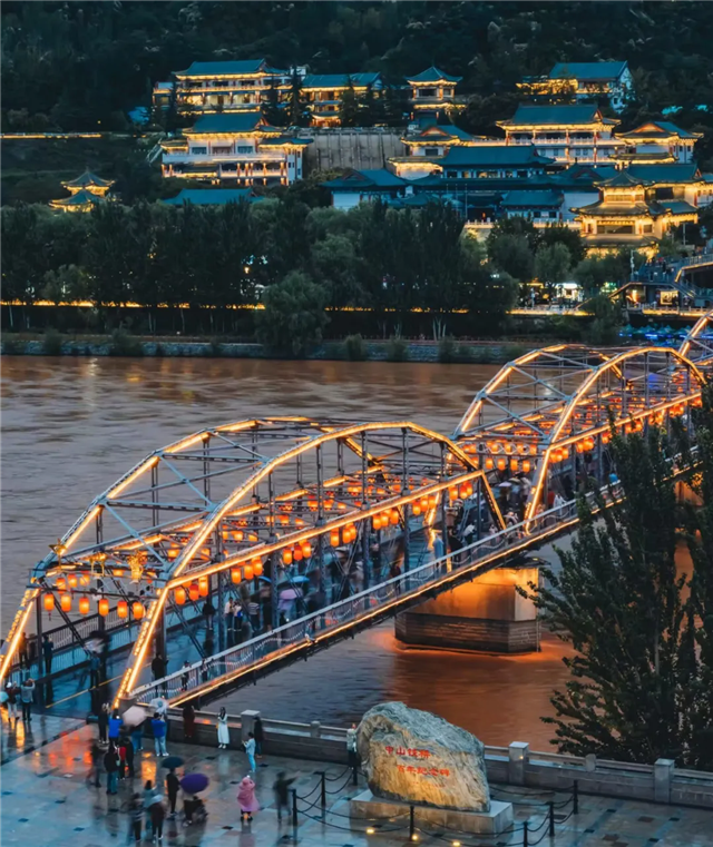 甘肃文旅荣膺携程全球合作伙伴年度大奖 丝路三城实力登榜2026携程榜单