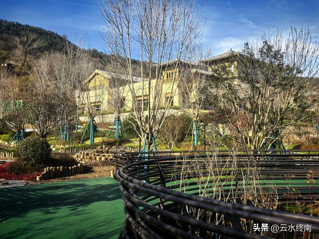 蓝田投资3.5亿，营业3年多被拆的民俗村，现在变成别墅区，你咋看