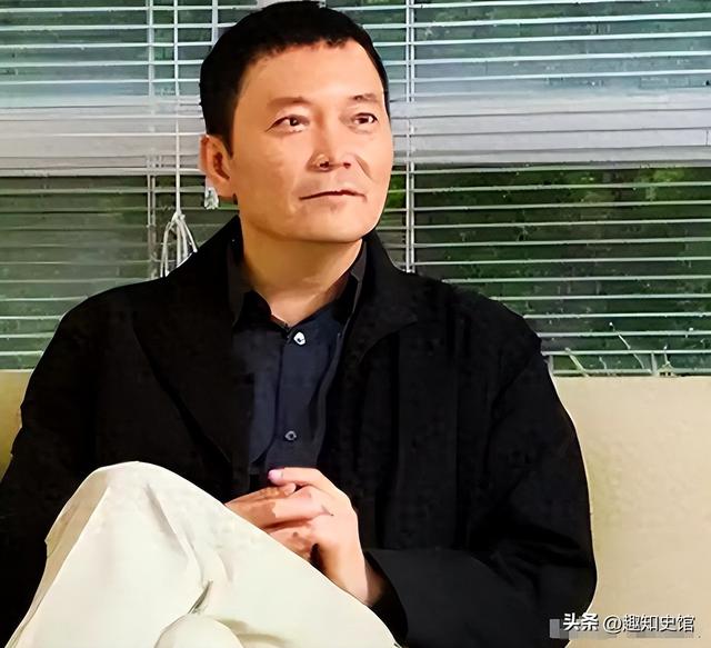 他曾与刘涛同床共枕4年，如今年过六旬依旧未娶，刘涛直言愧疚