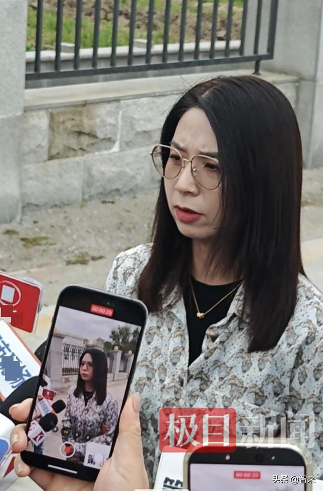 凌晨从酒店逃出的醉酒女子，700天后穿着同一双鞋 站到了法官面前