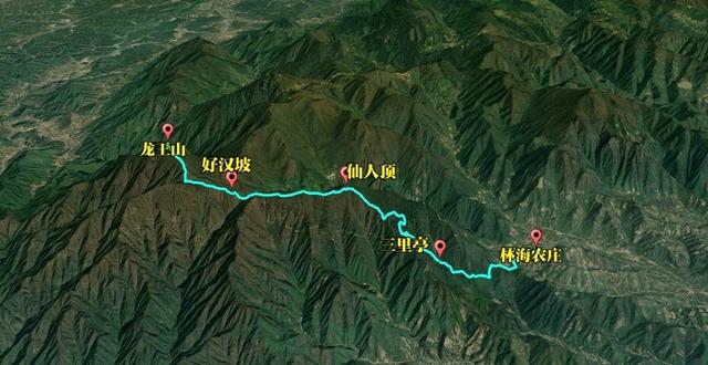 年轻妈妈携带2岁儿子爬雪山跨年受困，被发现时孩子已经失温