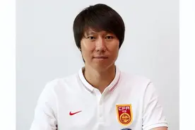 全世界进球最多的10位足球运动员排行榜，前2名球员竟是他俩！图片