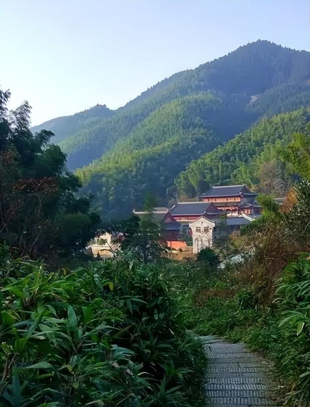 南岳衡山旅游攻略——惟有南岳独如飞