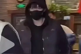 粉丝过度解读引发争议：王楚钦手提袋子竟成“辟谣”导火索？图片