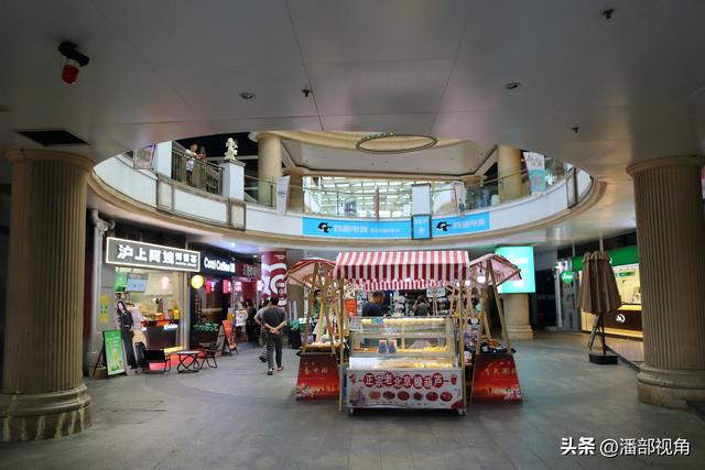 国庆期间，就在无锡长江路上扫个街，曾经的热闹不再