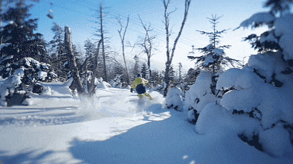 差点滑出屏幕！