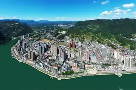 宜常、宜涪两条高铁共线，长阳这座鄂西小县城能否迎来逆天改命？图片