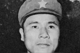 他近身毙敌17人，回国后官至驻港部队副参谋长，可惜英年早逝！图片